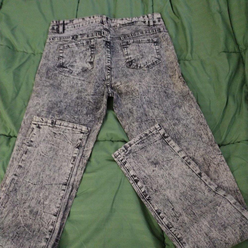 Jeans - Picture 2 of 2